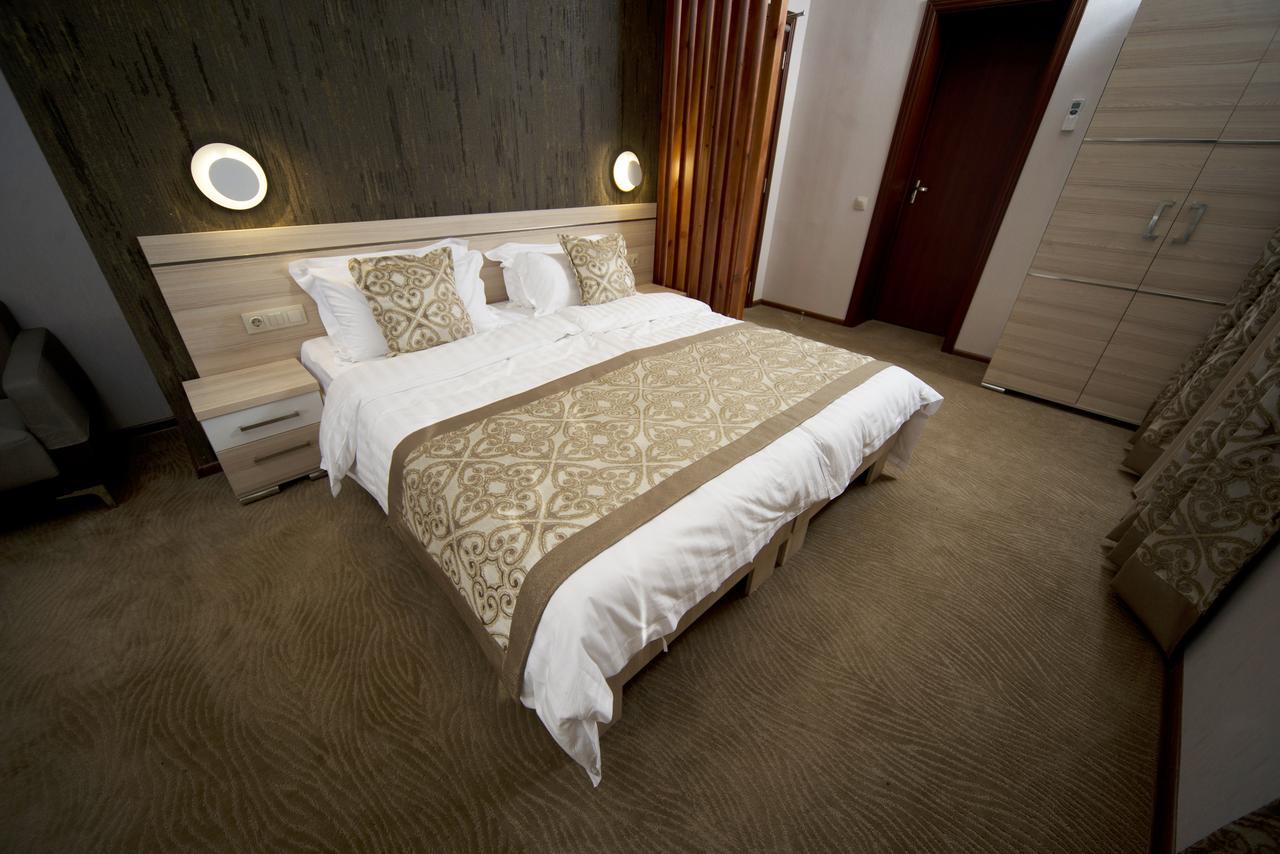 Iberia Didube Hotel Tbilisi Bagian luar foto